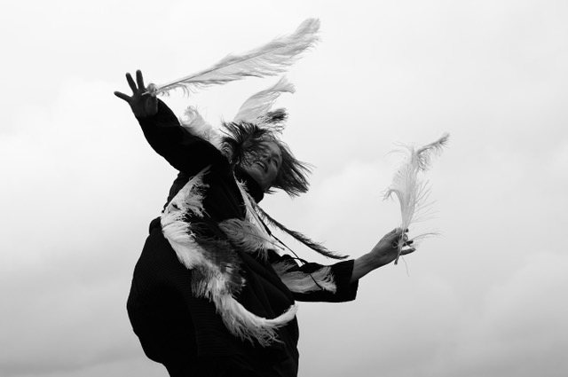 B&W feather 14